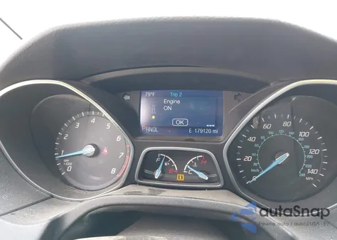 2014 Ford Focus Se z USA, uszkodzony, nr VIN 1FADP3K2XEL403590